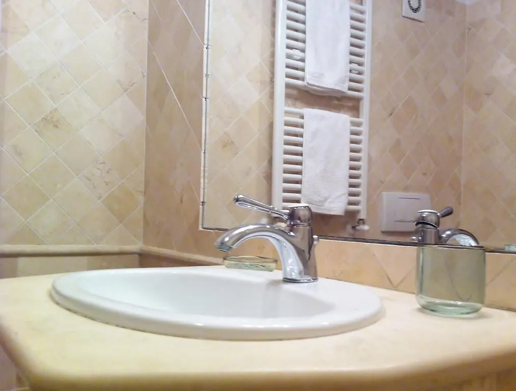 Apartment Cisterna Home Rome